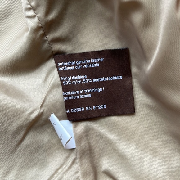 Danier Woman’s Leather Jacket - Picture 4 of 6